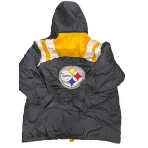Vintage NFL Game Day Pittsburgh Steelers NFL XL Puffer Jacket